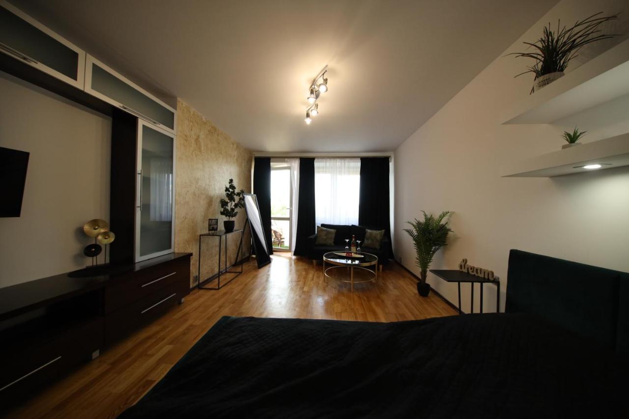 Bronco Apartments Warsaw Exterior photo